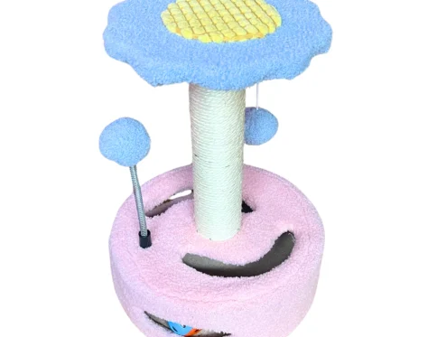 El rascador de árboles para gatos PETS del ático. rascador para gatos pequeños.