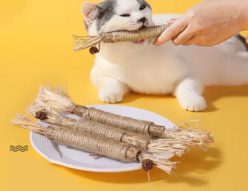 Juguetes para gatos Silvervine Chew Stick Polygonum Kitty Raffia Grass